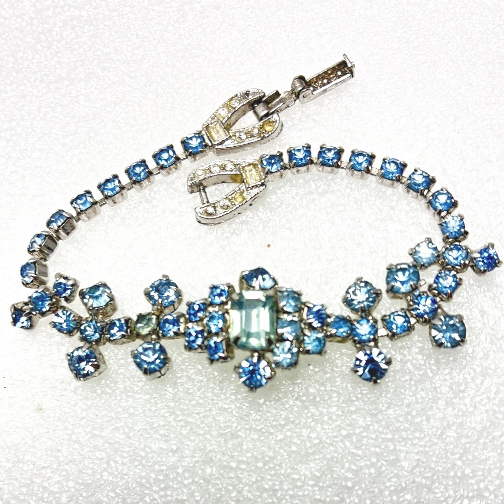 Vintage Weiss Rhinestone Bracelet‎ Prong Set Fold Over ClaspSilver Tone 7"